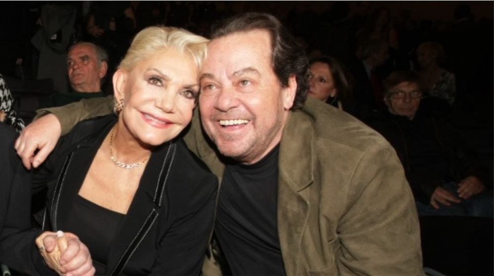 Γιάννης Πάριος: Η συγκίνησή του επί σκηνής μιλώντας για τον θάνατο της Μαρινέλλας [βίντεο]